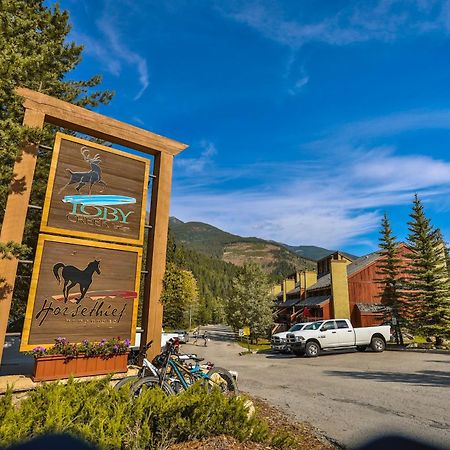 Horsethief Lodge By Stayin Panorama Exterior foto
