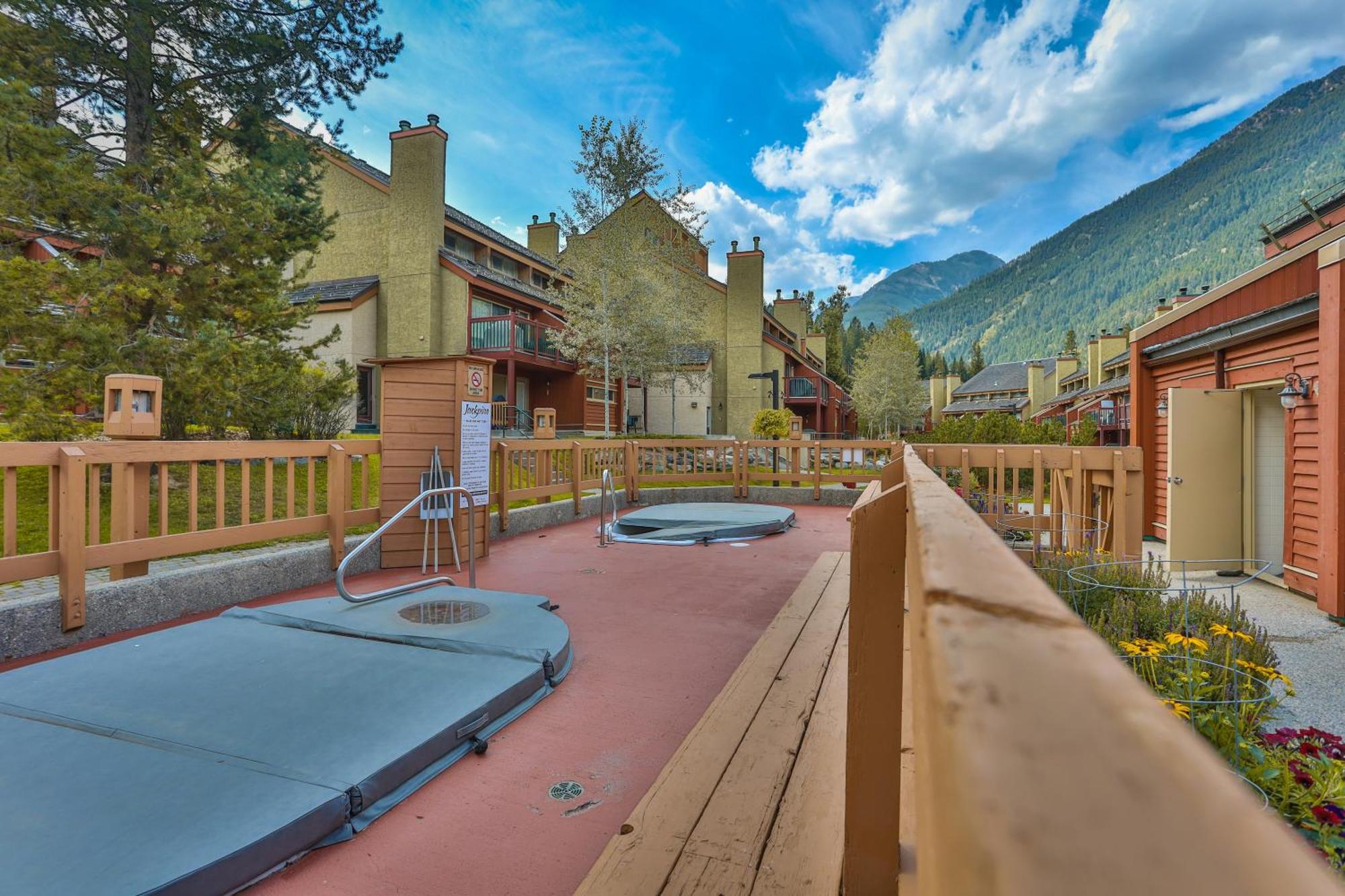 Horsethief Lodge By Stayin Panorama Exterior foto